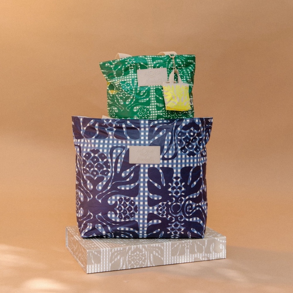 Aloha Collection x Manuhealii special edition box set